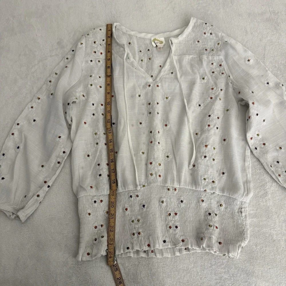 Fig and Flower Embroidered Cottagecore Top White Floral Boho Peasant Size XL - Picture 6 of 8